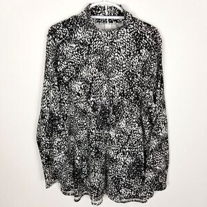 Chico's Women Animal Print Mock Neck Tunic Top Size 2XL Long Sleeve Black White